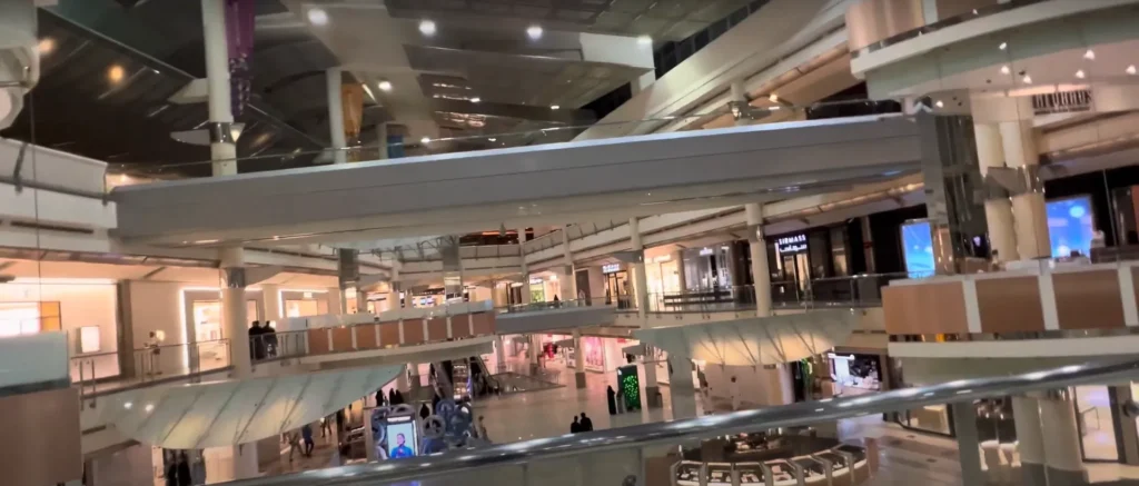 kingdom centre mall